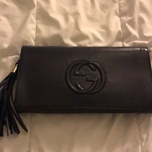 Gucci clutch LIKE NEW